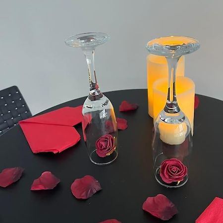 Suite « Body Love » - Jacuzzi Privatif Créteil Esterno foto